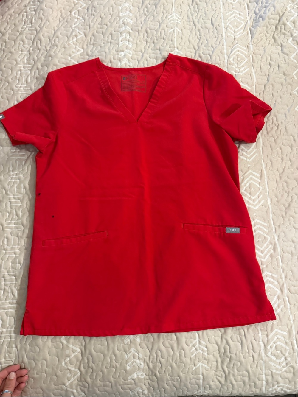 Figs Women's V-Neck Scrub Top in Red